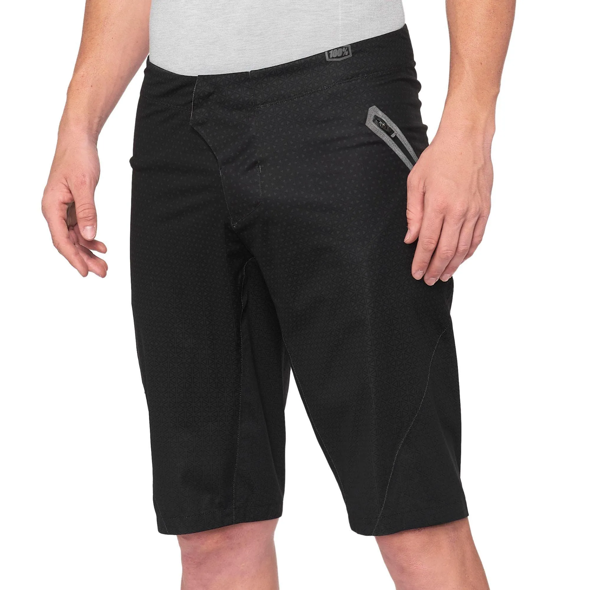 100% Hydromatic Shorts Black Fade 36"