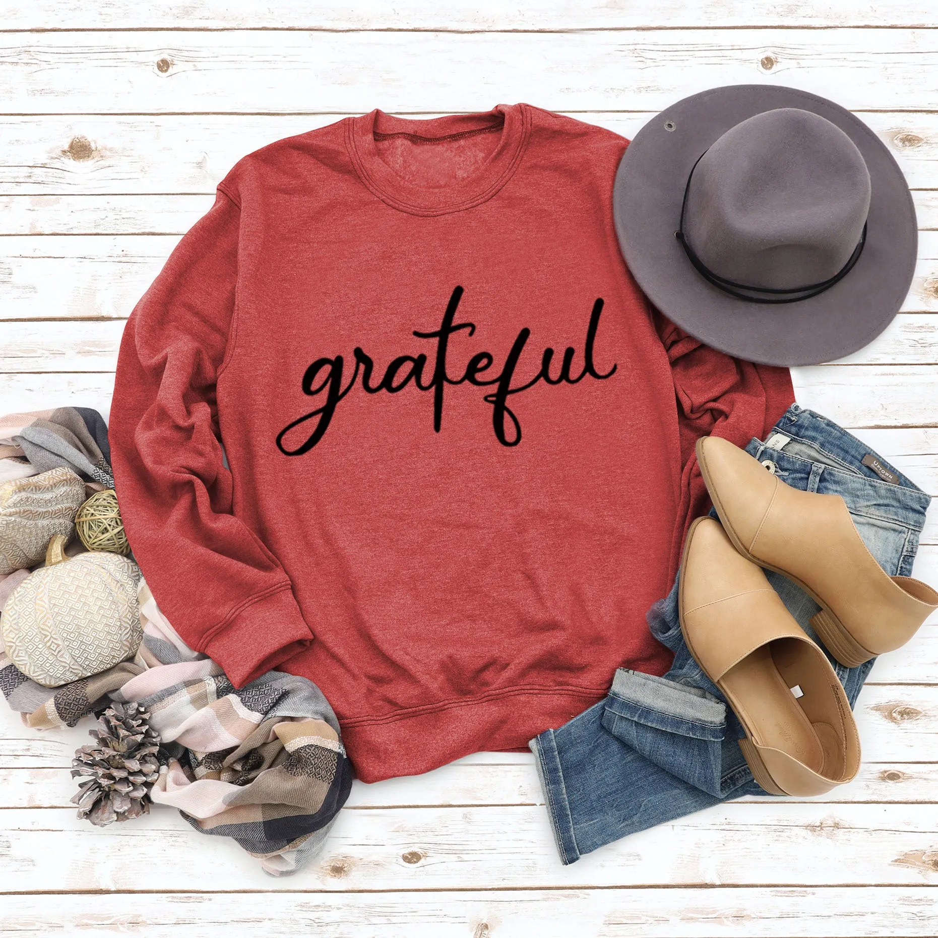 Grateful Letters Fashion Fall and Winter Bottoming Long-sleeved Printed Round Neck Sweater