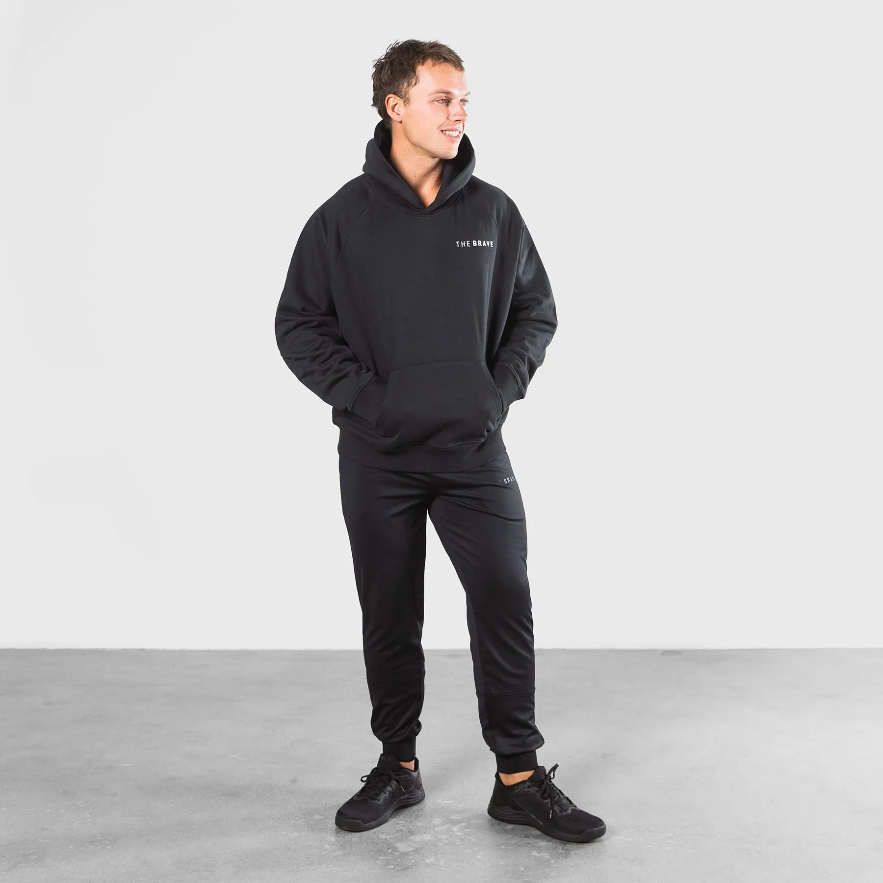 THE BRAVE - OVERSIZED HOODIE - BLACK